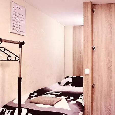 Hostel Sleep-room Kirova